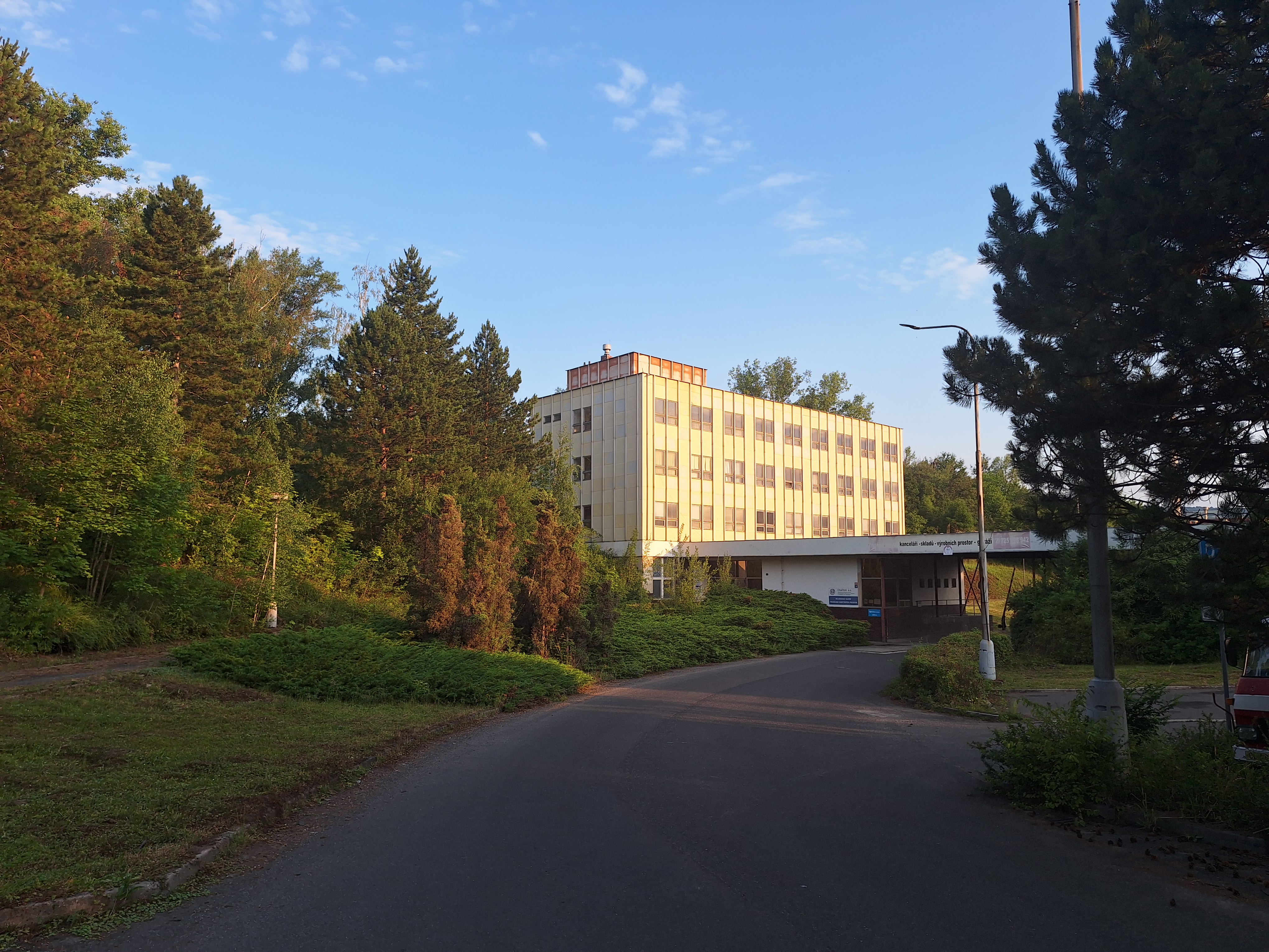 Provozovna4.jpg